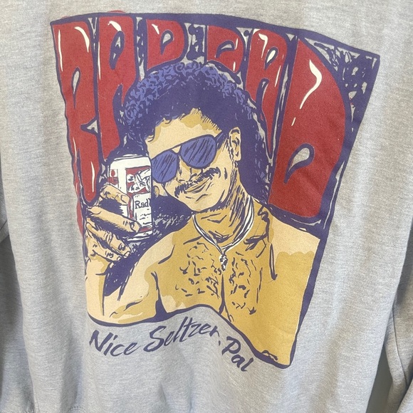 Rad Dad Buckle Medium Graphic Print Crewneck Sweatshirt 90’s Style Mullet Funny - Picture 2 of 6